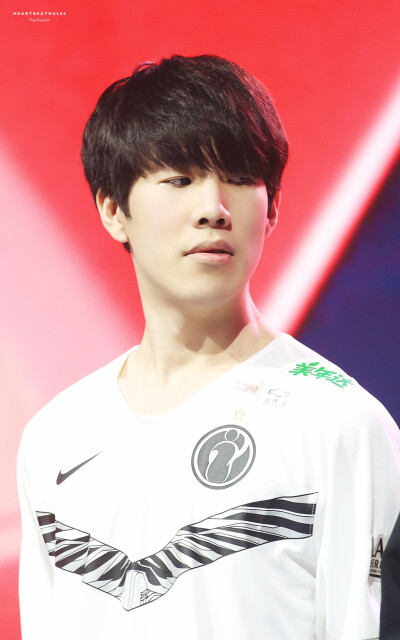 LPL夏季赛W4D1：Flandre重回首发对阵FPX，EDG交手TT